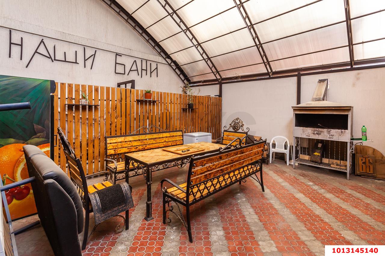 Фото №2: Отдельное здание 459 м² - Краснодар, Славянский, ул. 2-я Линия, 182