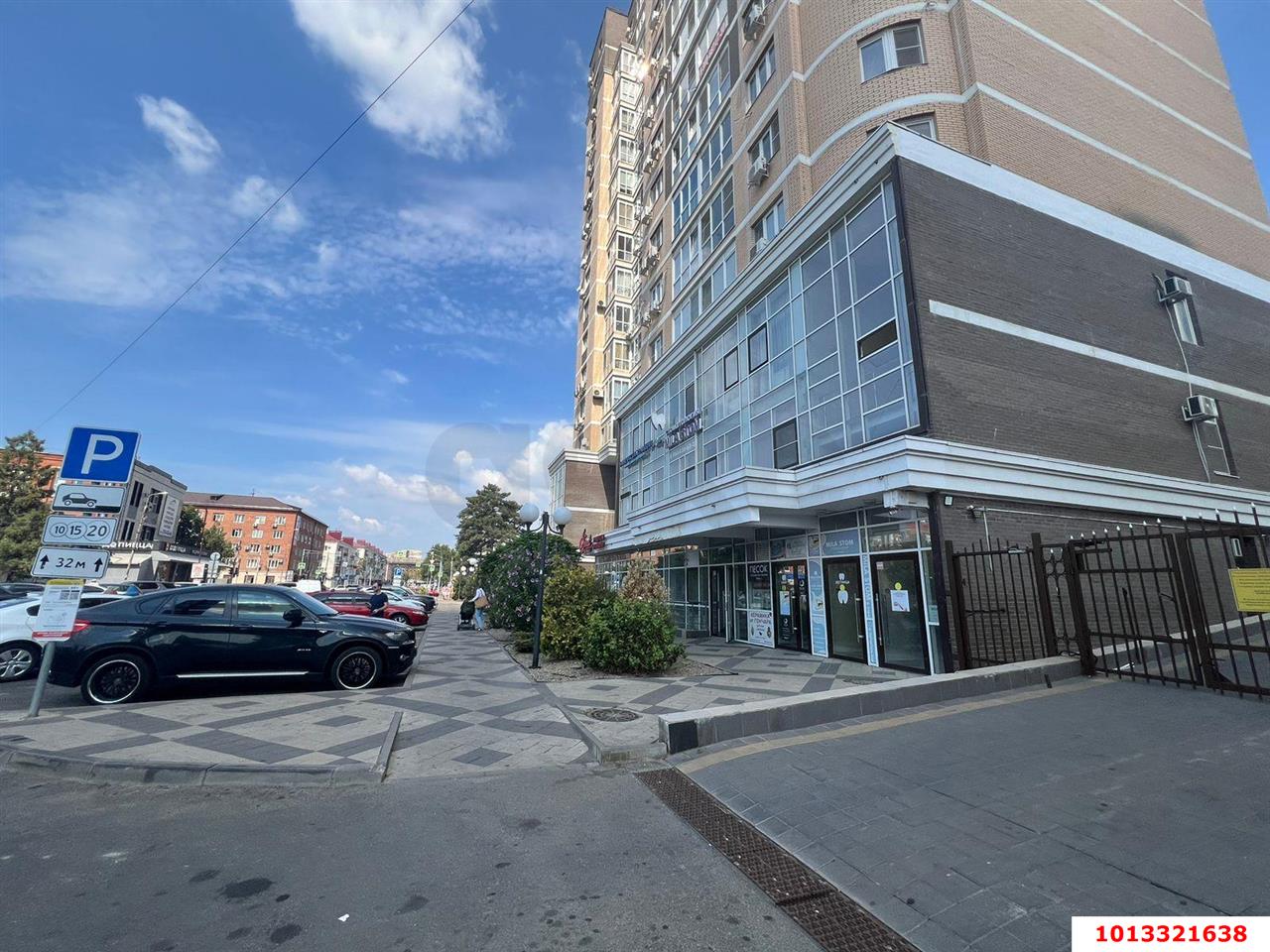 Фото №1: Коммерция 92 м² - Краснодар, Центральный, мкр. Центральный внутригородской округ, ул. Коммунаров, 268