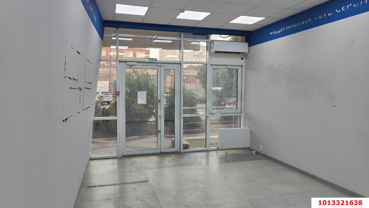 Фото №2: Коммерция 92 м² - Краснодар, Центральный, мкр. Центральный внутригородской округ, ул. Коммунаров, 268