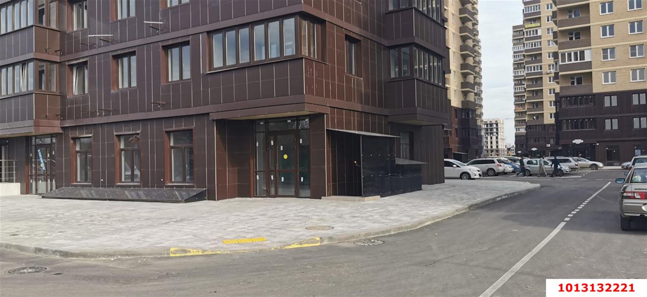 Фото №2: Коммерция 53 м² - Краснодар, Славянский, Прикубанский внутригородской округ, мкр. жилой комплекс Ракурс, ул. имени Героя Ростовского, 8к7