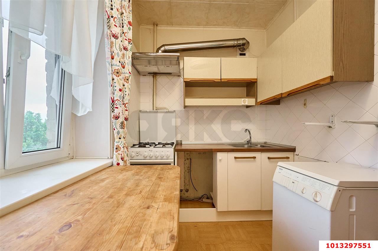 Фото №2: 2-комнатная квартира 46 м² - Краснодар, Центральный, ул. Хакурате, 10к2
