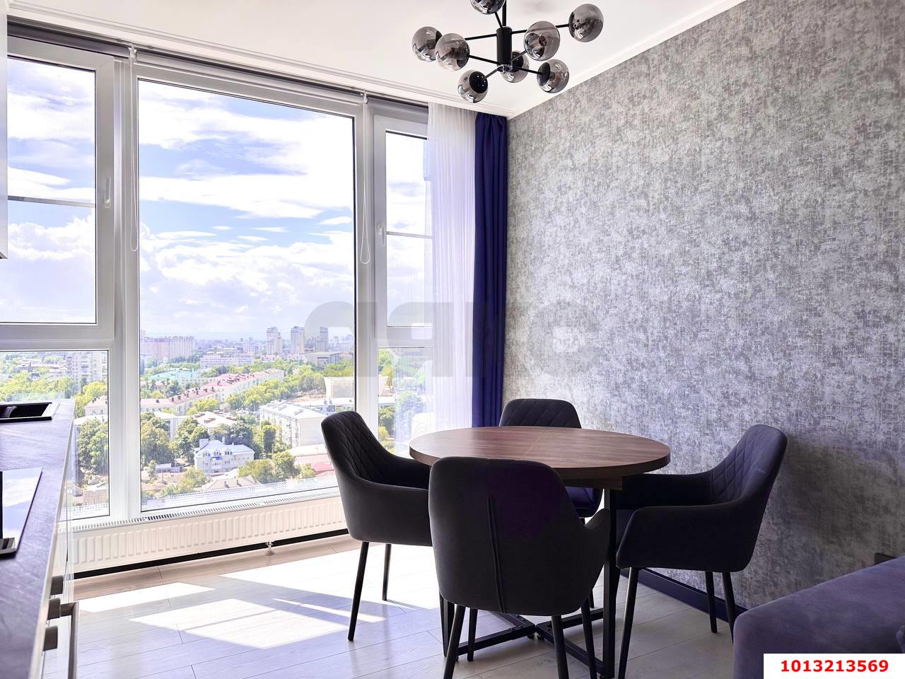 Фото №1: 2-комнатная квартира 57 м² - Краснодар, жилой комплекс Краснодар Сити, ул. Шоссе Нефтяников, 18к7