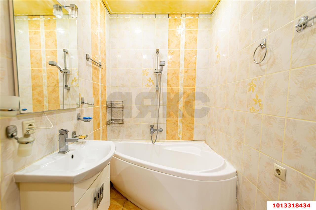 Фото №14: 3-комнатная квартира 69 м² - Яблоновский, Прикубанский внутригородской округ, Завод Радиоизмерительных Приборов, жилой комплекс Инсити, мкр. имени Петра Метальникова, ул. Лаухина, 2