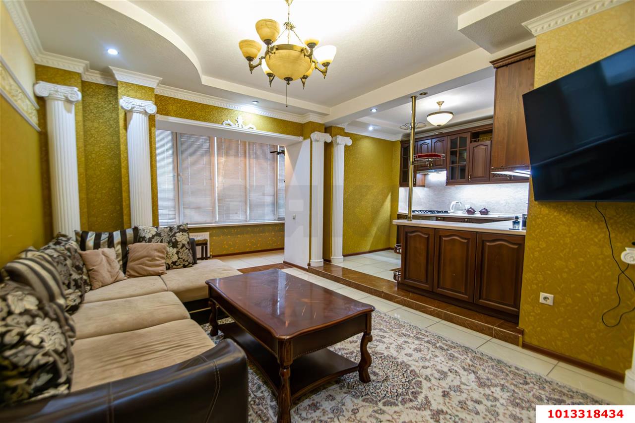 Фото №1: 3-комнатная квартира 69 м² - Яблоновский, Прикубанский внутригородской округ, Завод Радиоизмерительных Приборов, жилой комплекс Инсити, мкр. имени Петра Метальникова, ул. Лаухина, 2