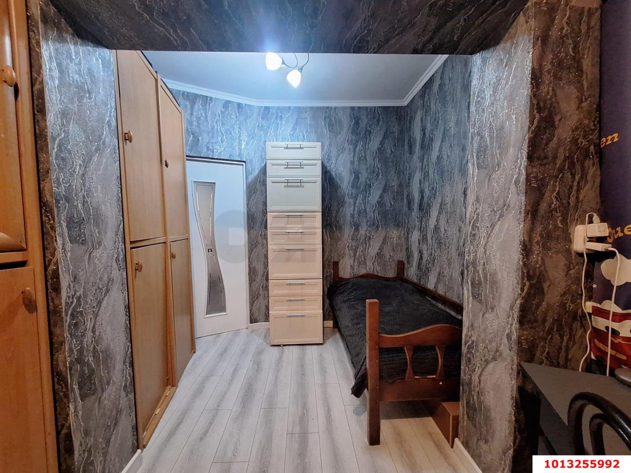 Фото №1: 2-комнатная квартира 60 м² - Российский, Прикубанский внутригородской округ, ул. Тверская, 5