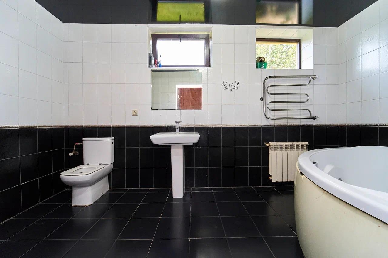 Фото №10: Дом 350 м² + 4.23 сот. - Краснодар, Прикубанский внутригородской округ, Калинино, мкр. Завод Радиоизмерительных Приборов, ул. Тебердинская, 20