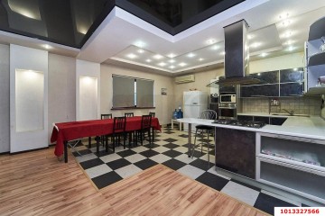 Фото №1: Дом 350 м² - Краснодар, мкр. Завод Радиоизмерительных Приборов, ул. Тебердинская, 20