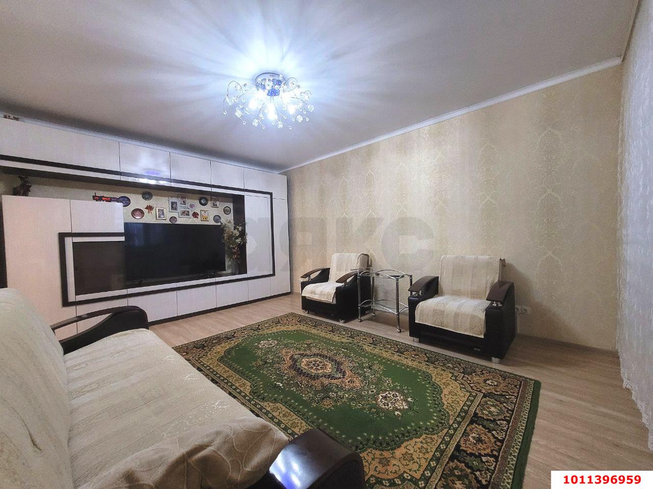 Фото №2: 1-комнатная квартира 47 м² - Краснодар, Прикубанский внутригородской округ, Завод Радиоизмерительных Приборов, мкр. Музыкальный, ул. имени Ф.И. Шаляпина, 32/1