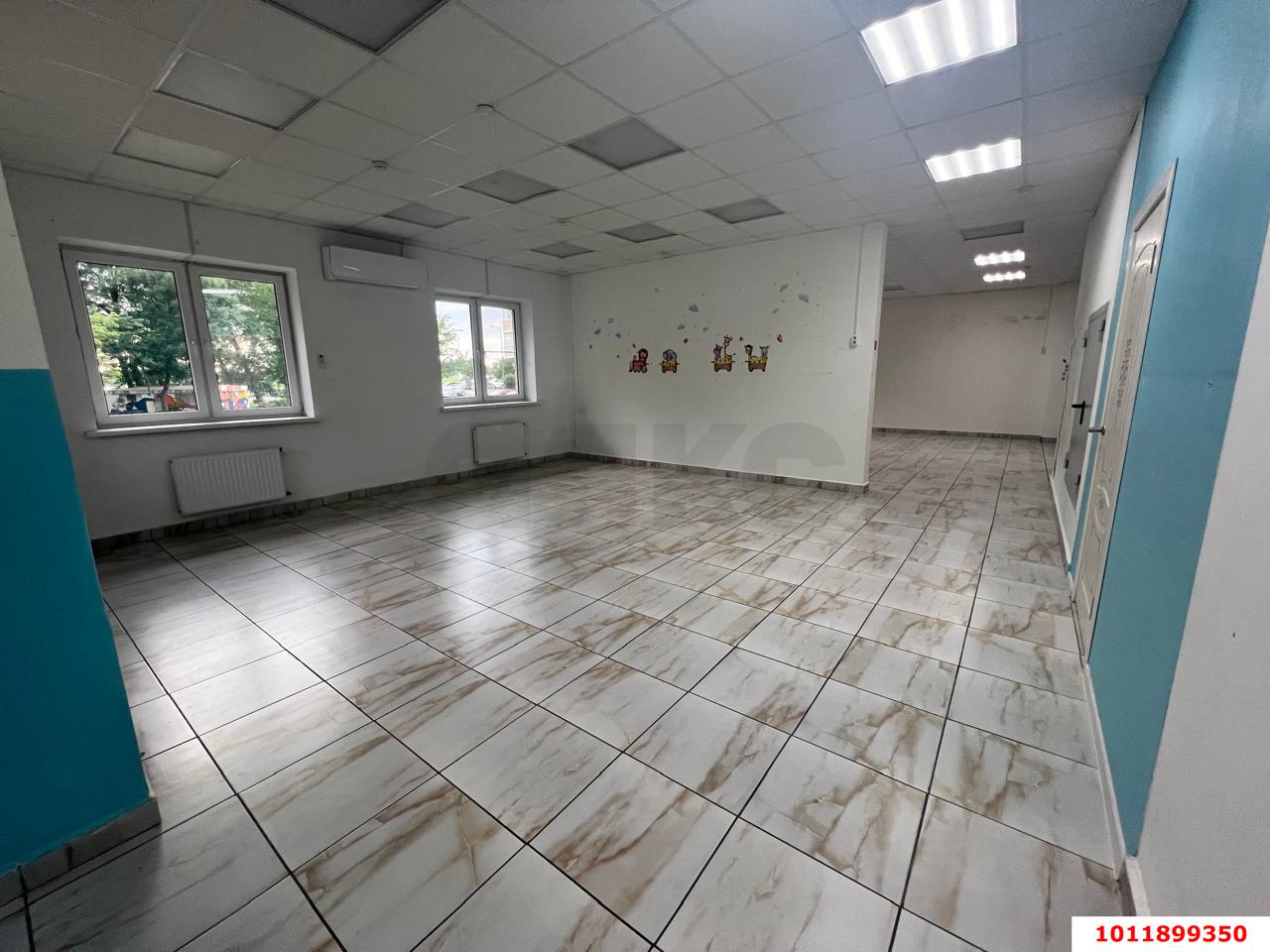 Фото №6: Коммерция 161 м² - Краснодар, Прикубанский внутригородской округ, Славянский, мкр. Светлоград, ул. Красных Партизан, 1/3к7