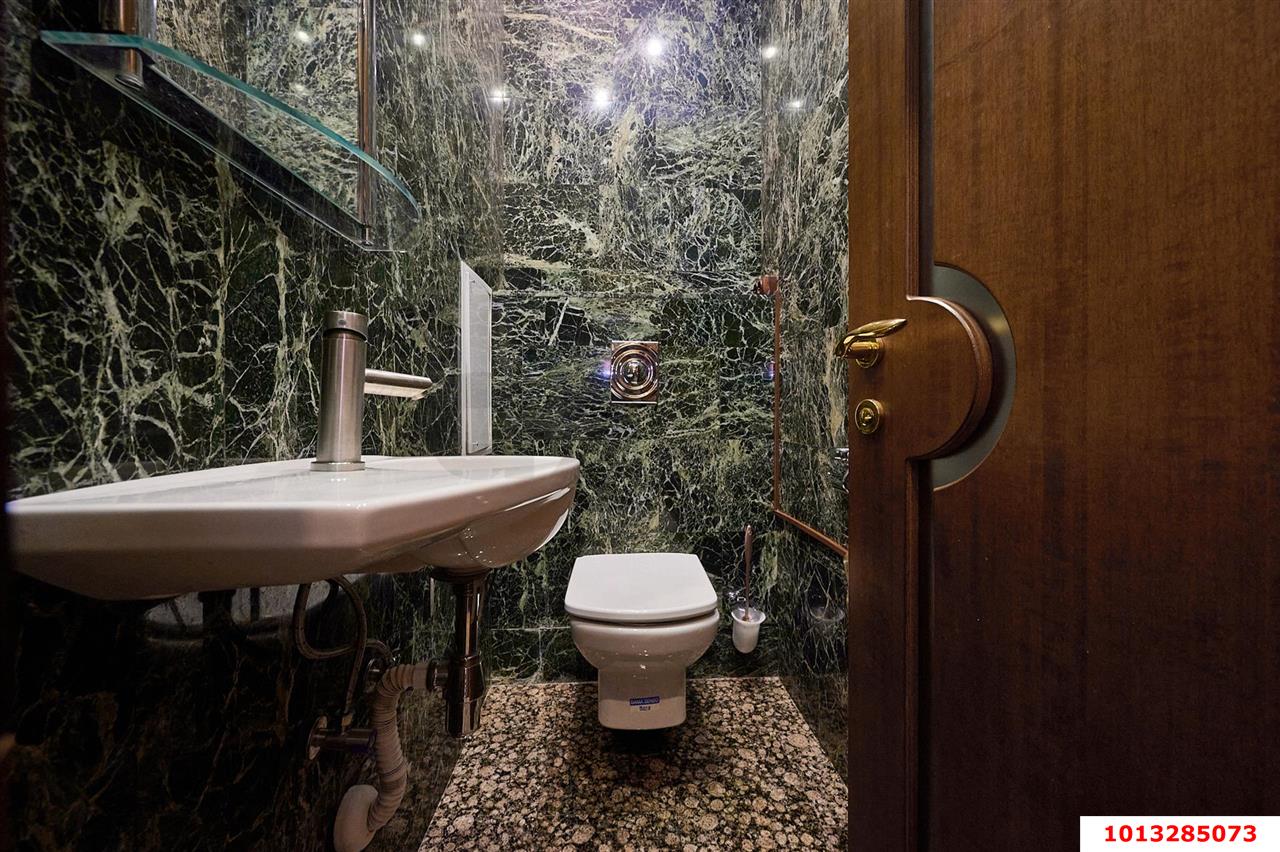 Фото №19: 4-комнатная квартира 154 м² - Краснодар, Центральный, ул. Володи Головатого, 302