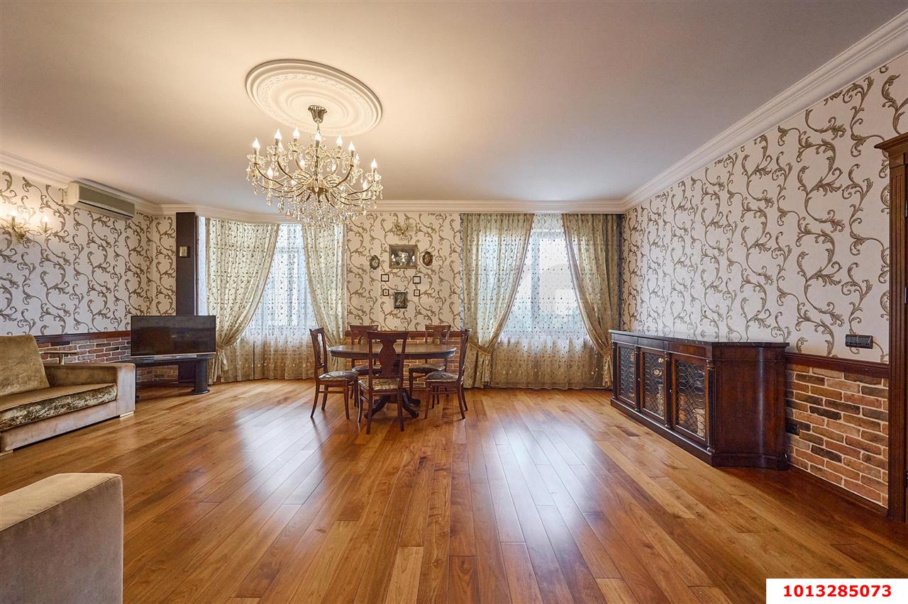 Фото №4: 4-комнатная квартира 154 м² - Краснодар, Центральный, ул. Володи Головатого, 302
