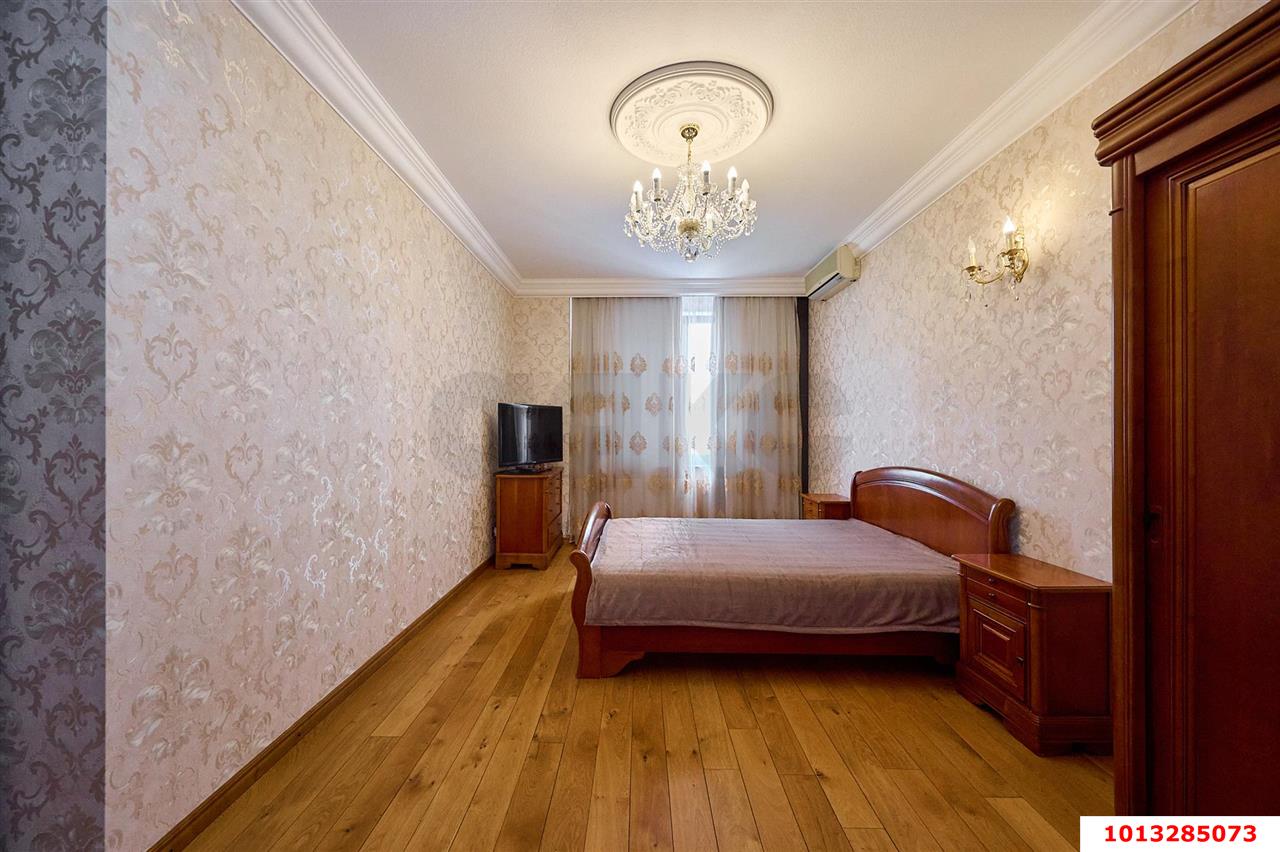 Фото №10: 4-комнатная квартира 154 м² - Краснодар, Центральный, ул. Володи Головатого, 302