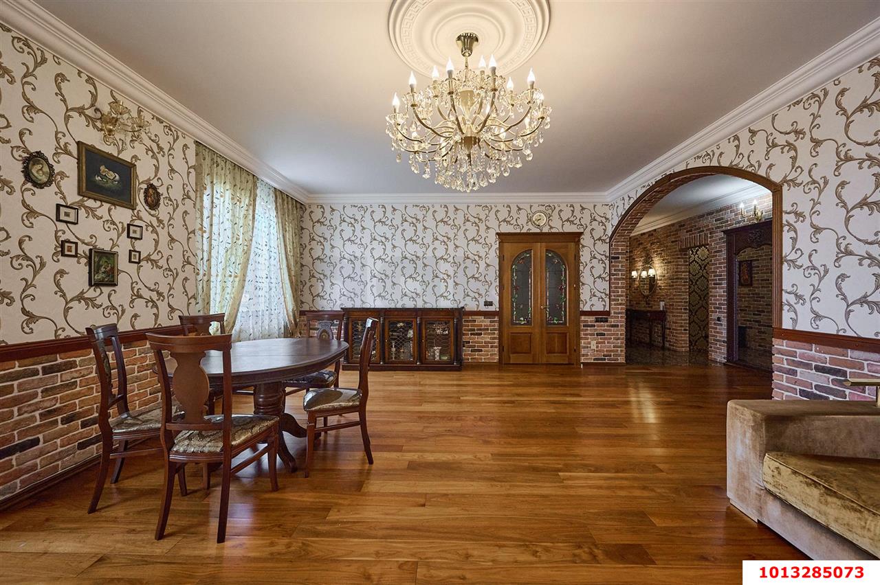 Фото №2: 4-комнатная квартира 154 м² - Краснодар, Центральный, ул. Володи Головатого, 302