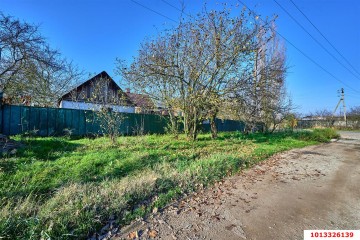 Фото №1: Земельный участок под ИЖС 20 сот. - Новый Сад, ул. Гагарина, 2