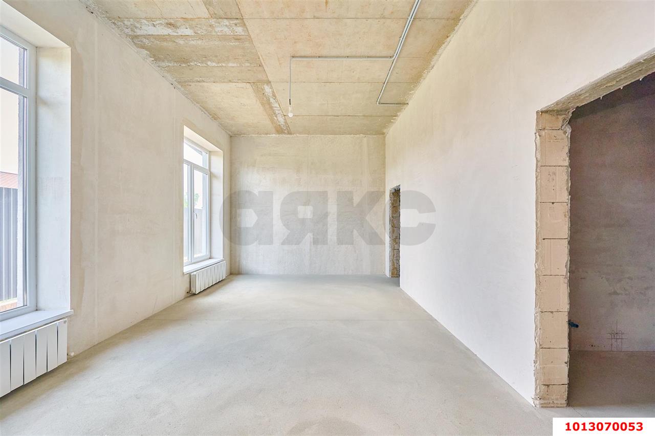 Фото №8: Дом 354 м² + 12.59 сот. - Краснодар, Прикубанский внутригородской округ, п. коттеджный  Близкий, ул. имени Ивана Дударя, 38