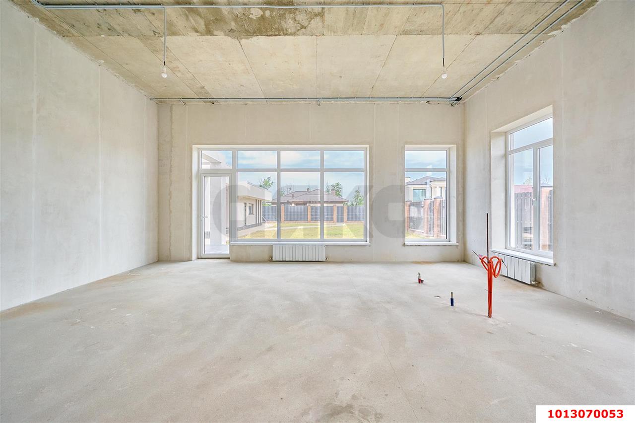 Фото №6: Дом 354 м² + 12.59 сот. - Краснодар, Прикубанский внутригородской округ, п. коттеджный  Близкий, ул. имени Ивана Дударя, 38