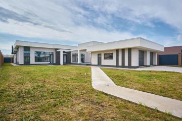 Фото №1: Дом 354 м² - Краснодар, п. коттеджный  Близкий, ул. имени Ивана Дударя, 38