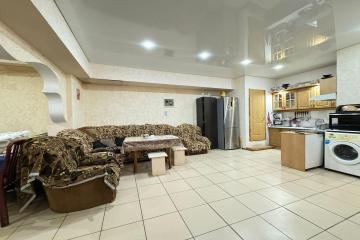 Фото №2: 3-комнатная квартира 98 м² - Российский, мкр. Прикубанский внутригородской округ, ул. Волховская, 8