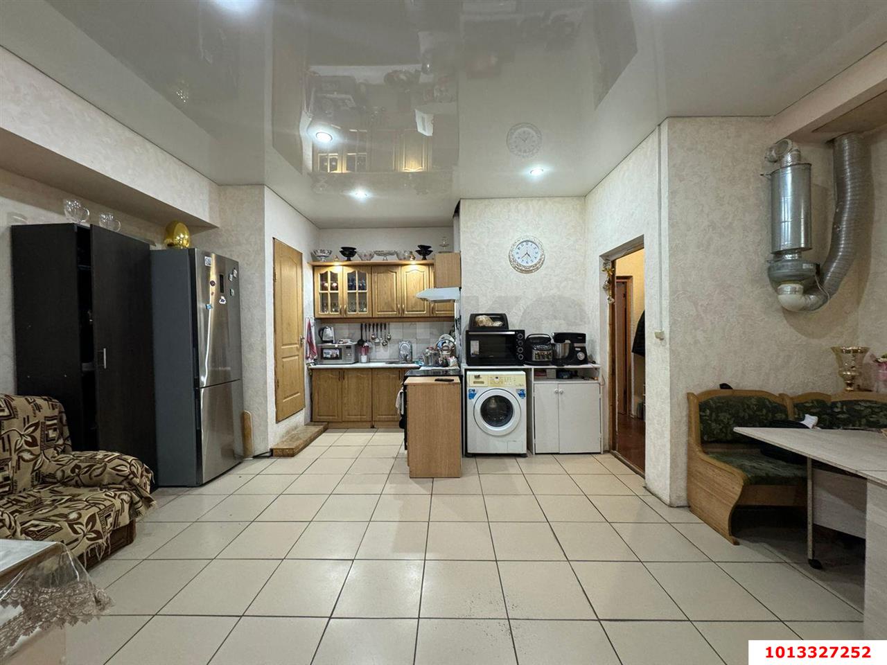 Фото №1: 3-комнатная квартира 98 м² - Российский, Прикубанский внутригородской округ, ул. Волховская, 8