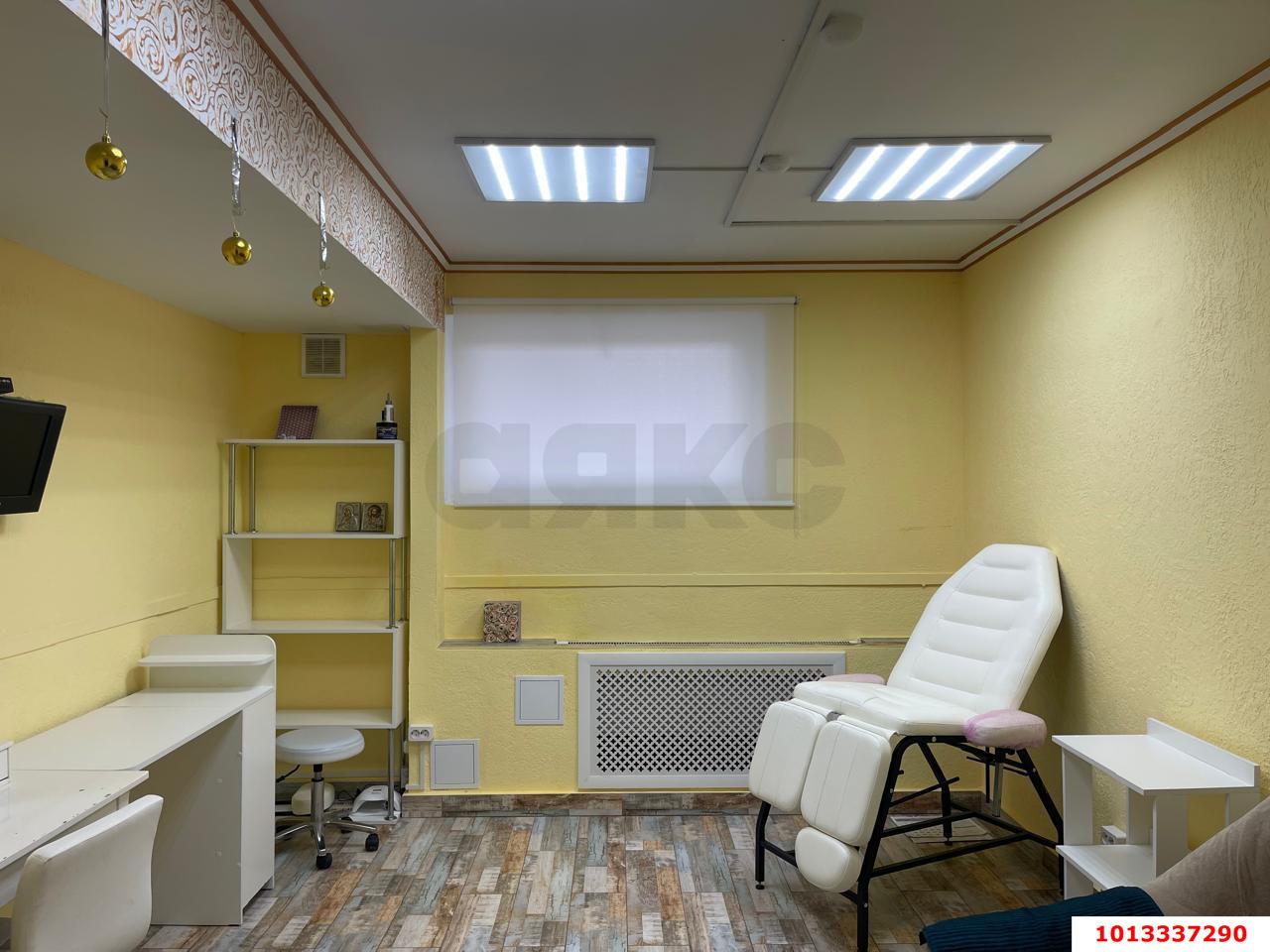 Фото №1: Коммерция 14 м² - Краснодар, Прикубанский внутригородской округ, мкр. Молодёжный, ул. Душистая, 43