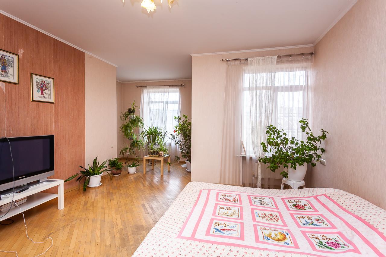 Фото №11: Дом 333 м² + 8 сот. - Краснодар, Прикубанский внутригородской округ, Завод Радиоизмерительных Приборов, п. Калинино, ул. Астраханская, 33