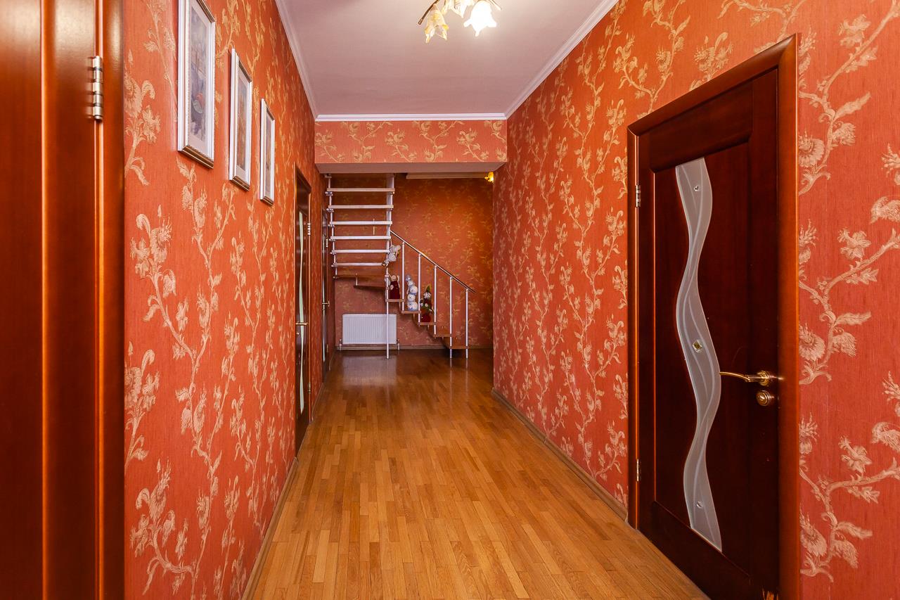 Фото №9: Дом 333 м² + 8 сот. - Краснодар, Прикубанский внутригородской округ, Завод Радиоизмерительных Приборов, п. Калинино, ул. Астраханская, 33