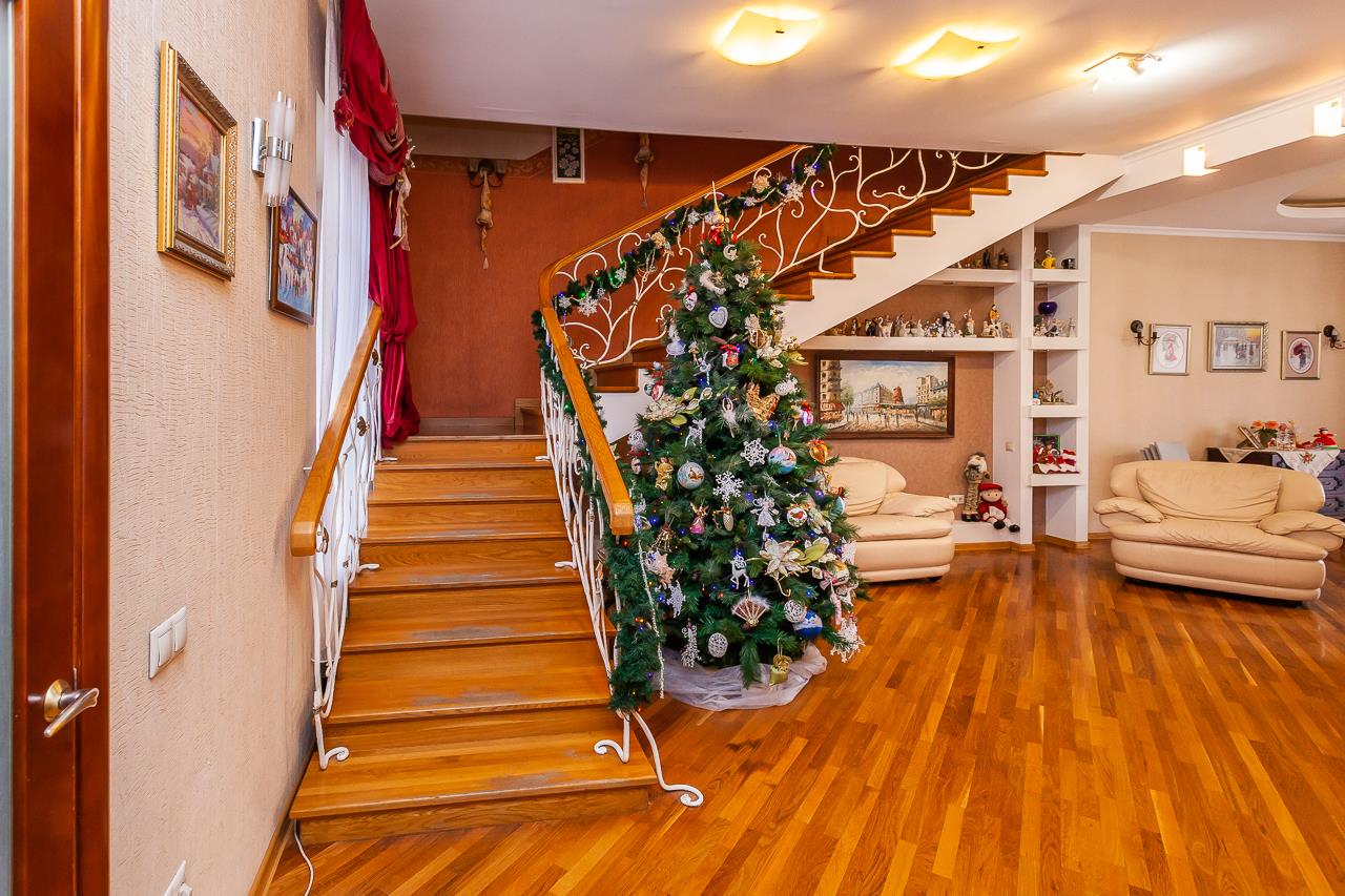 Фото №5: Дом 333 м² + 8 сот. - Краснодар, Прикубанский внутригородской округ, Завод Радиоизмерительных Приборов, п. Калинино, ул. Астраханская, 33