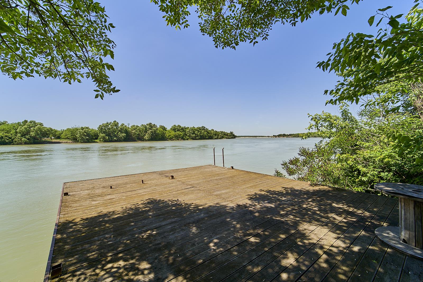 Фото №1: Дом 154 м² + 2 сот. - Елизаветинская, мкр. Прикубанский внутригородской округ, ул. Полевая, 2/3