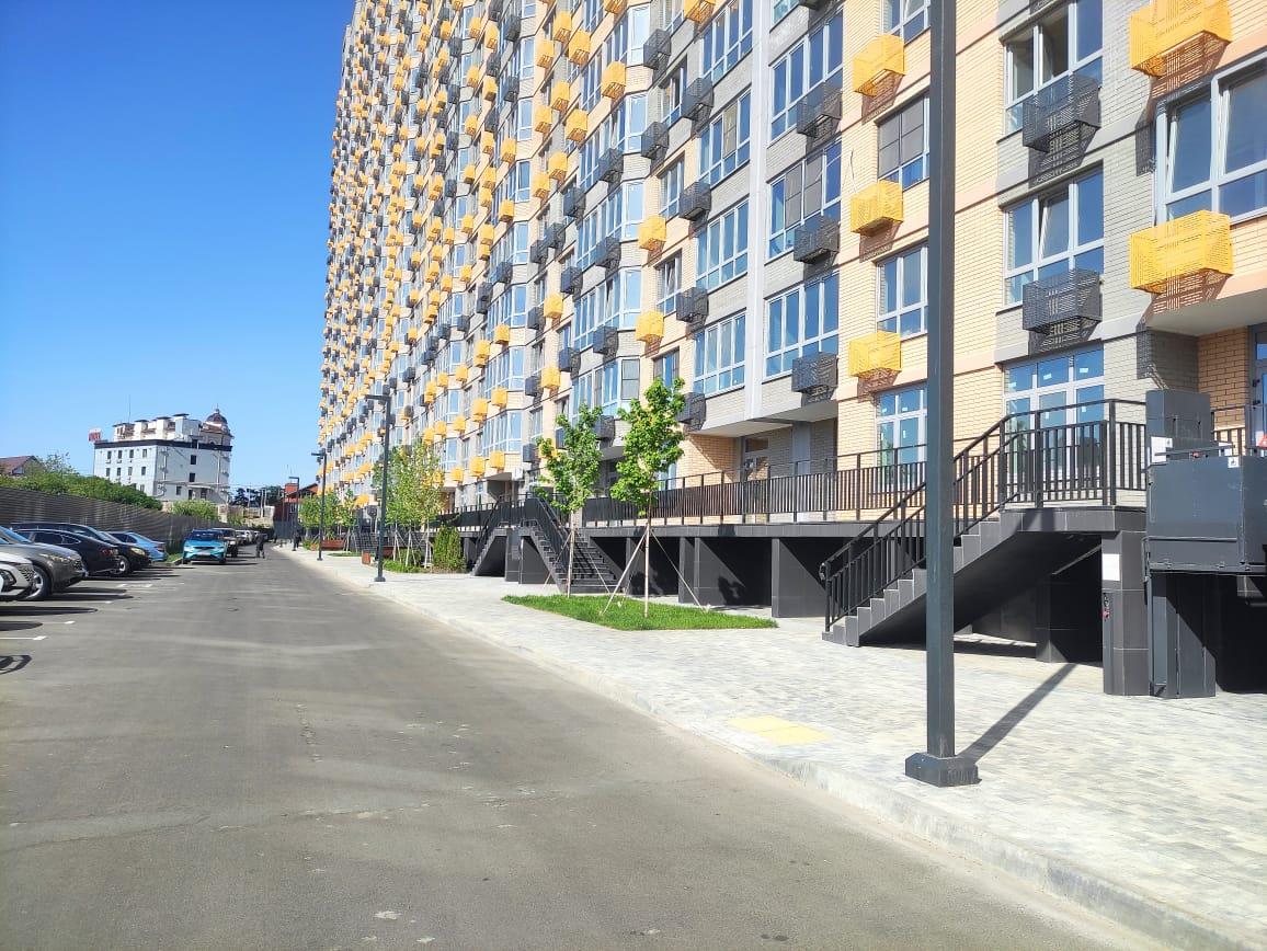 Фото №5: Коммерция 45 м² - Краснодар, Карасунский внутригородской округ, мкр. жилой комплекс Сказка Град, ул. имени В.Н. Мачуги, 166Ак1