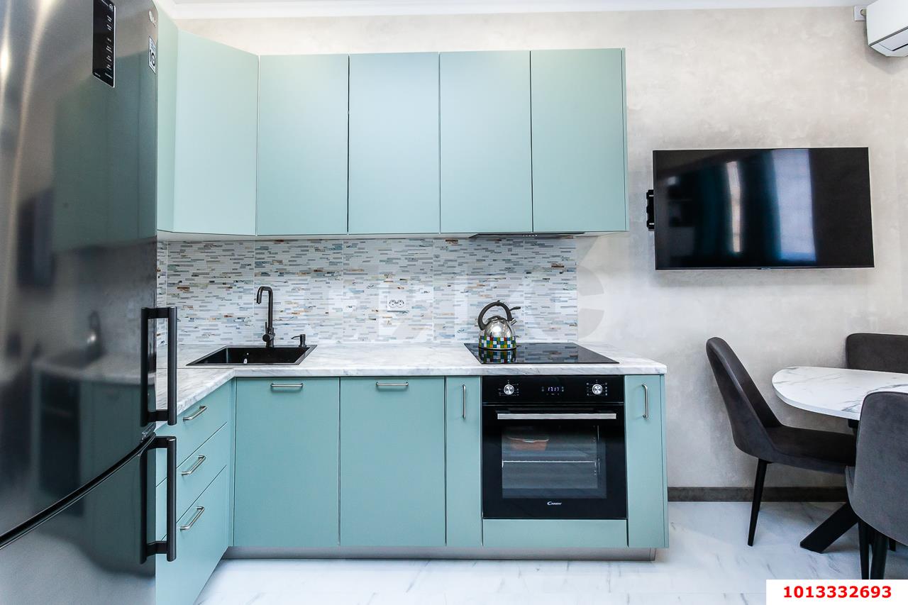 Фото №4: 1-комнатная квартира 50 м² - Краснодар, Центральный внутригородской округ, Дубинка, жилой комплекс Радонеж, мкр. Черёмушки, ул. Вишняковой, 1/23к2