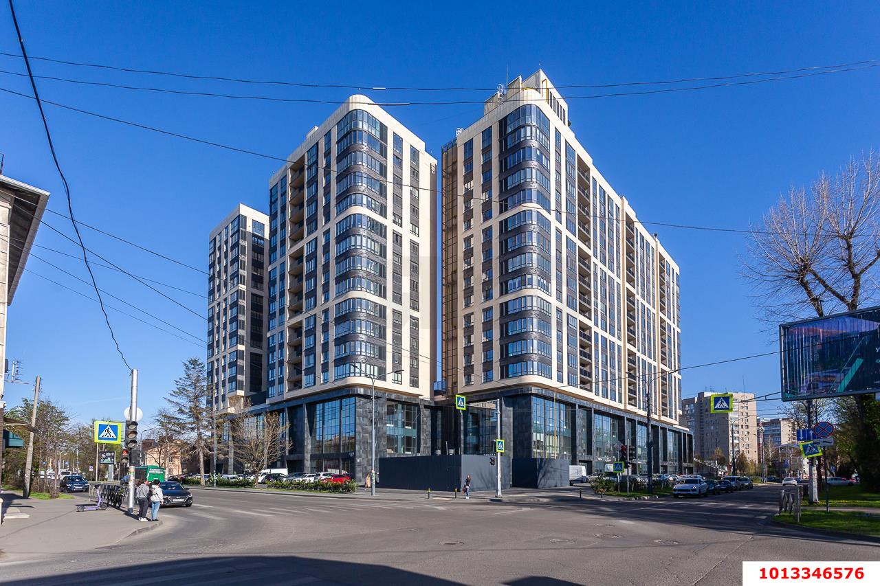 Фото №4: 2-комнатная квартира 93 м² - Краснодар, Центральный внутригородской округ, Центральный, жилой комплекс Арбат, мкр. Западный внутригородской округ, ул. имени П.М. Гаврилова, 88