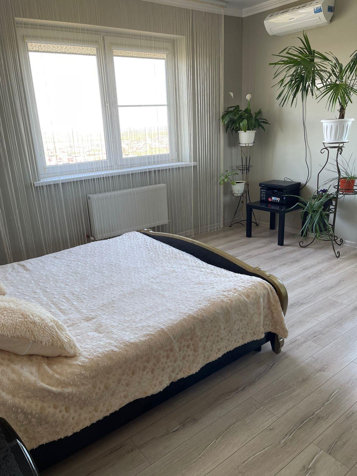 Фото №7: 2-комнатная квартира 56 м² - Краснодар, Западный внутригородской округ, мкр. Юбилейный, ул. 70-летия Октября, 1/6