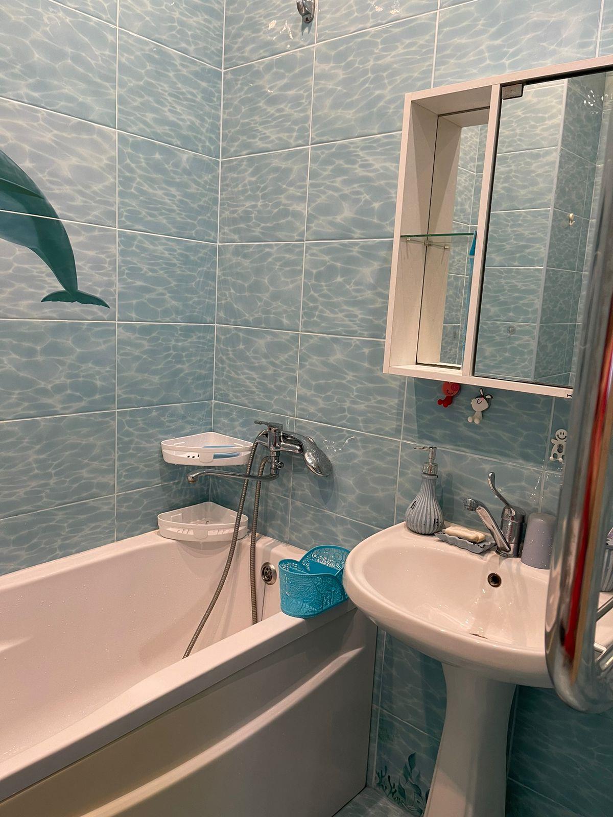 Фото №11: 2-комнатная квартира 56 м² - Краснодар, Западный внутригородской округ, мкр. Юбилейный, ул. 70-летия Октября, 1/6