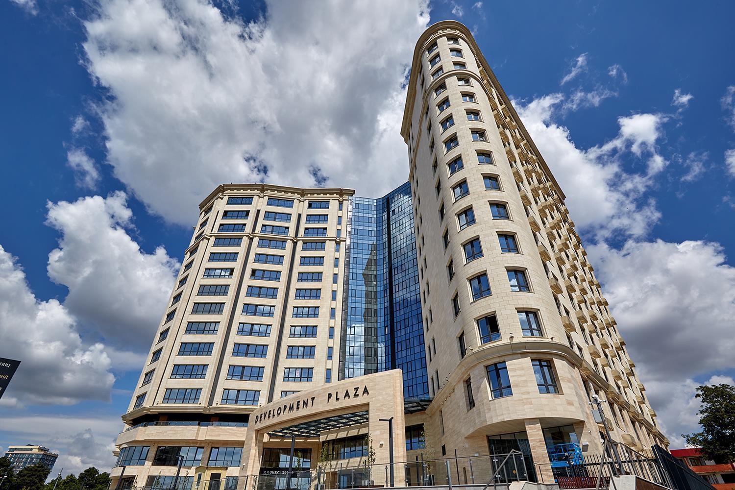 Фото №3: 3-комнатная квартира 110 м² - Краснодар, ЖК Девелопмент Плаза, Завод Измерительных Приборов, Прикубанский внутригородской округ, мкр. жилой комплекс Девелопмент Плаза, ул. имени 40-летия Победы, 33Г