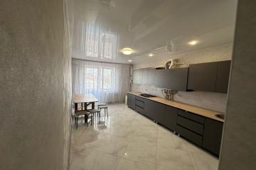 Фото №1: 1-комнатная квартира 44 м² - Российский, мкр. Прикубанский внутригородской округ, ул. Тепличная