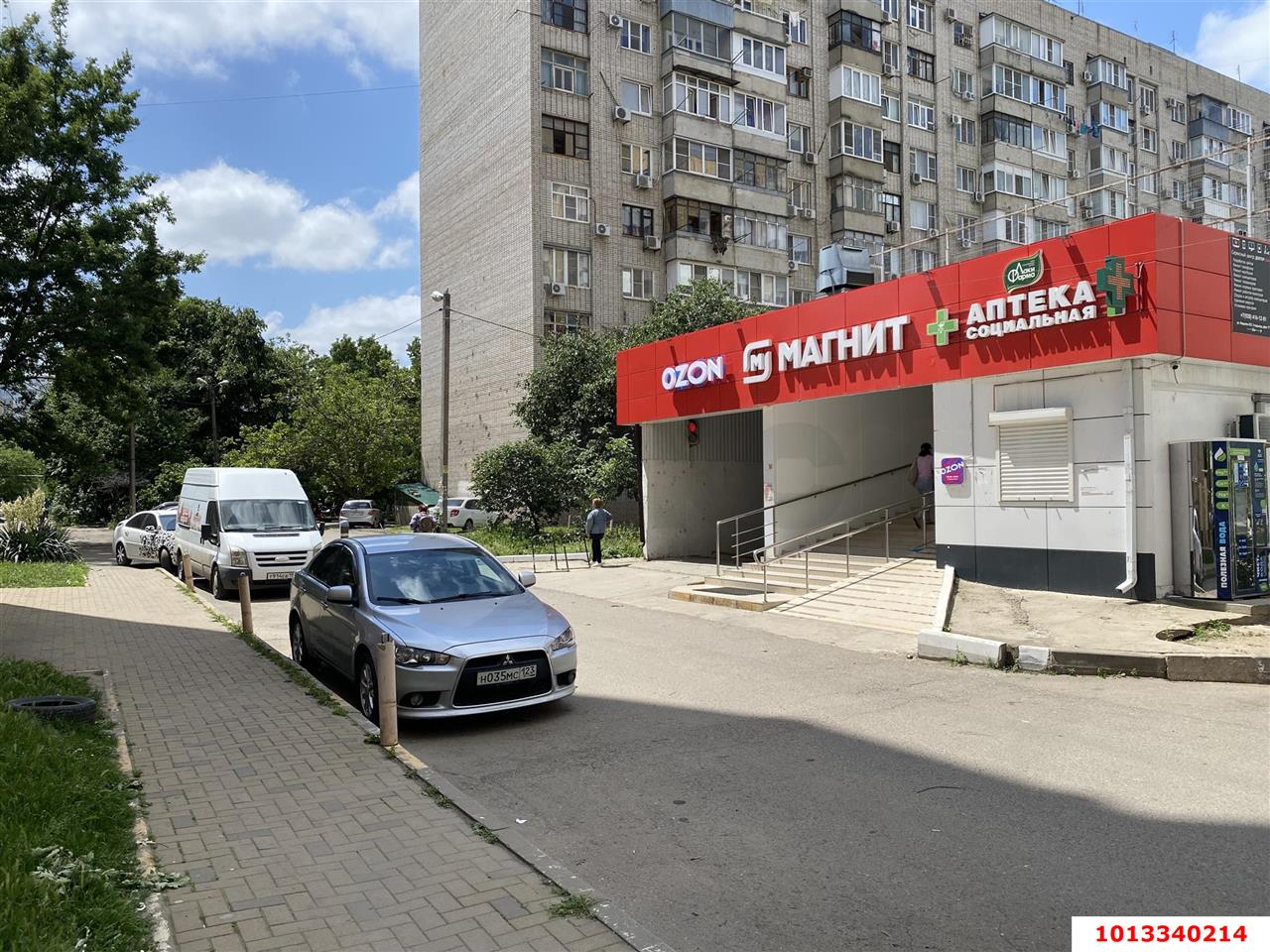 Фото №1: Торговое помещение 1105 м² - Краснодар, Пашковский, ул. Фадеева, 415