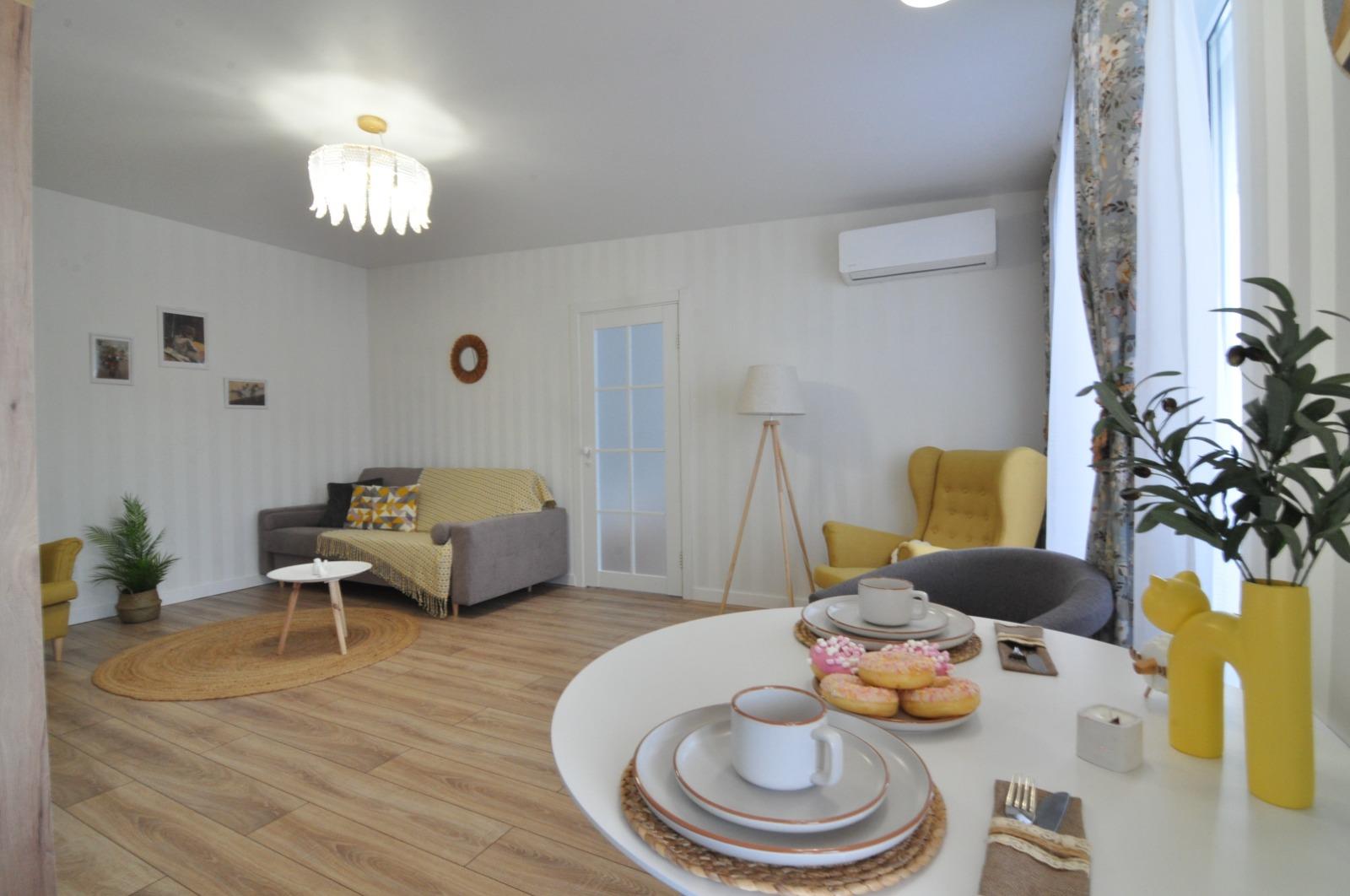 Фото №10: 2-комнатная квартира 47 м² - Краснодар, Центральный внутригородской округ, Покровка, мкр. Центральный, ул. Щорса, 47