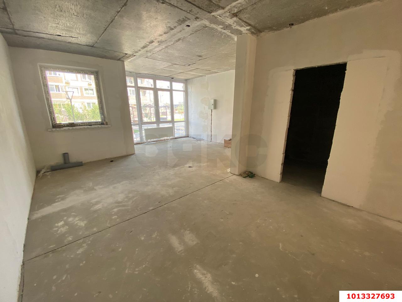 Фото №4: Торговое помещение 54 м² - Краснодар, жилой комплекс Дыхание, ул. Лётчика Позднякова, 2