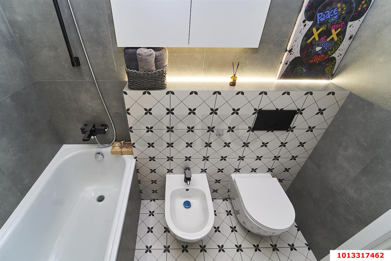 Фото №10: 1-комнатная квартира <span class="whitespace-nowrap">32 м²</span>, <span class="whitespace-nowrap">10/11 эт.</span> - Краснодар, Прикубанский внутригородской округ, мкр. Музыкальный, ул. имени Сергея Есенина, 127/2