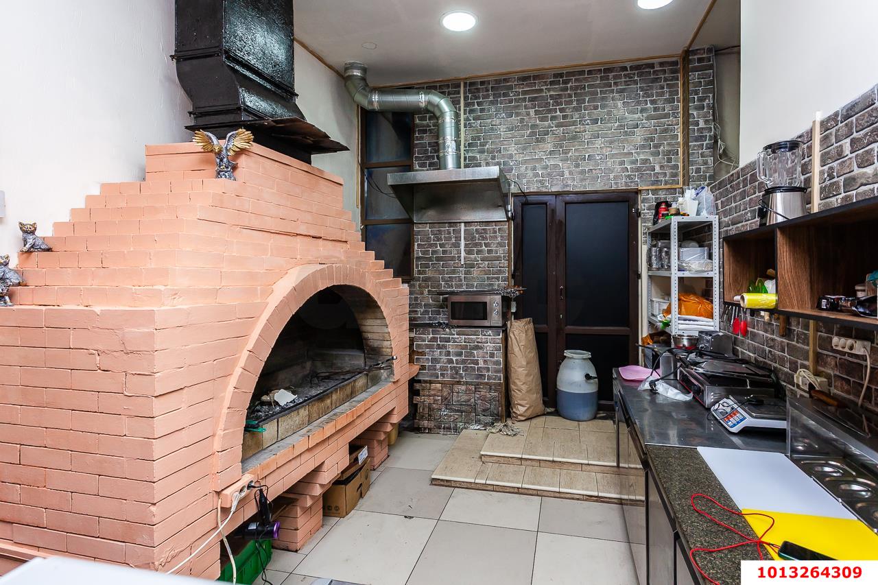 Фото №28: Коммерция 969 м² - Краснодар, Прикубанский внутригородской округ, мкр. Фестивальный, ул. Гагарина, 170/1