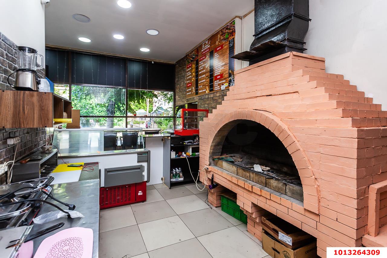 Фото №6: Коммерция 969 м² - Краснодар, Прикубанский внутригородской округ, мкр. Фестивальный, ул. Гагарина, 170/1