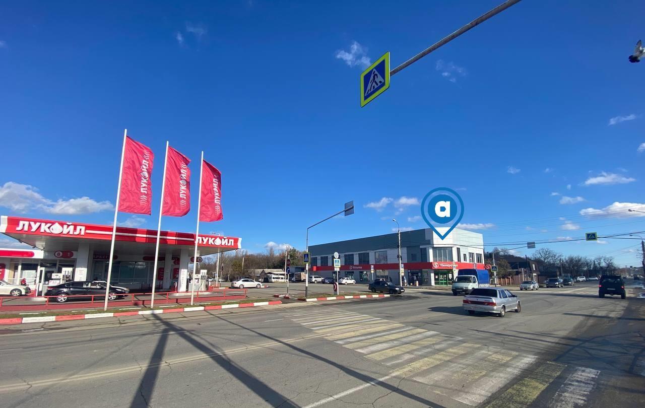 Фото №1: Коммерция 1104 м² - Майкоп, ул. Кубанская, 300