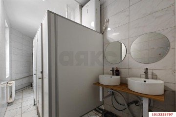 Фото №2: Офисное помещение 500 м² - Краснодар, мкр. Центральный, ул. Северная, 303