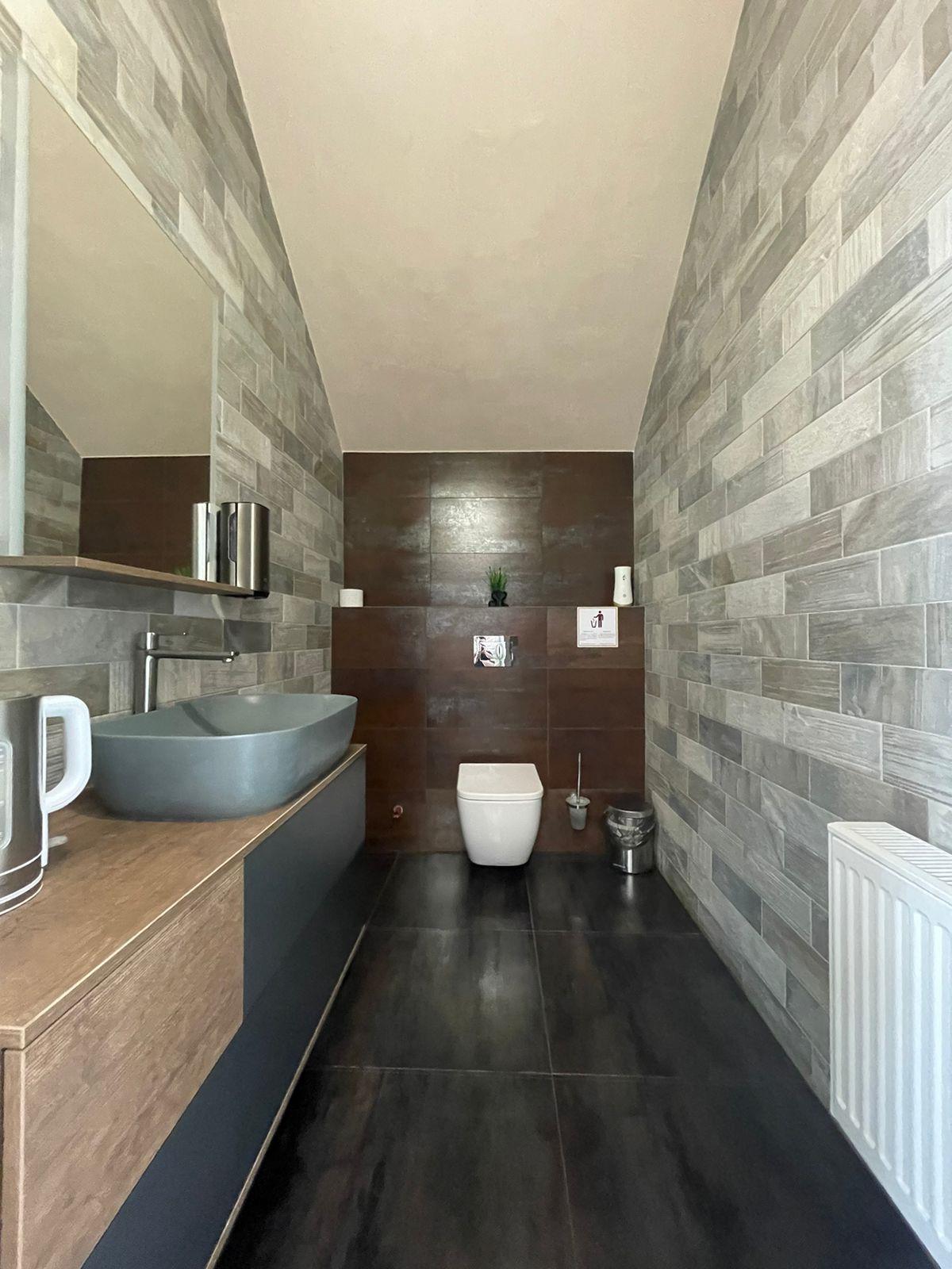 Фото №7: Коммерция 358 м² - Краснодар, Западный внутригородской округ, мкр. Фестивальный, ул. Каляева, 86