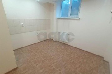 Фото №1: Торговое помещение 16 м² - Краснодар, мкр. Черёмушки, ул. Селезнёва, 4/7