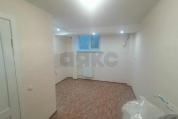 Фото №3: Торговое помещение 16 м² - Краснодар, мкр. Черёмушки, ул. Селезнёва, 4/7