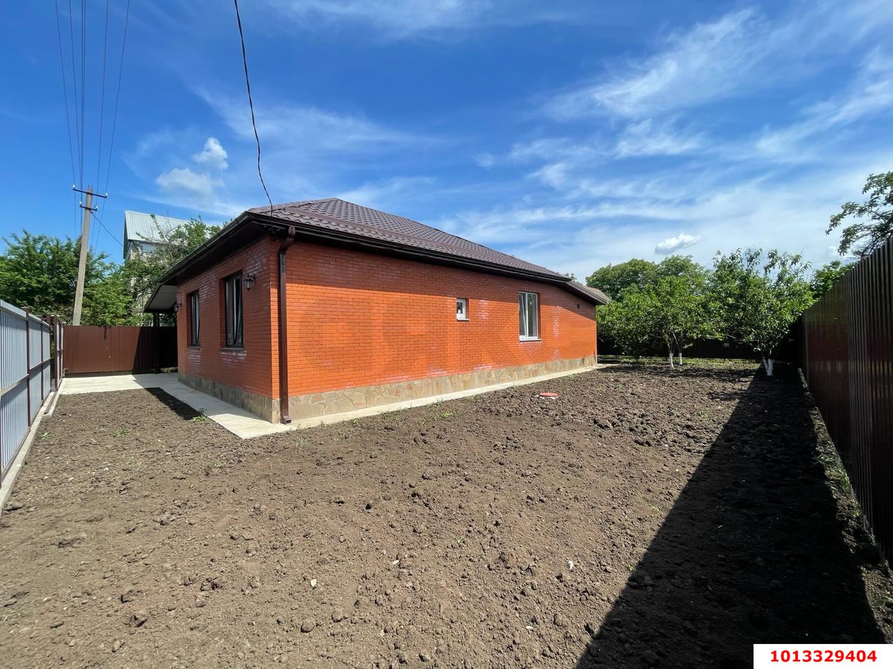 Фото №3: Дом 106 м² + 4.25 сот. - Кубанская Нива, мкр. Прикубанский внутригородской округ, ул. Медовая