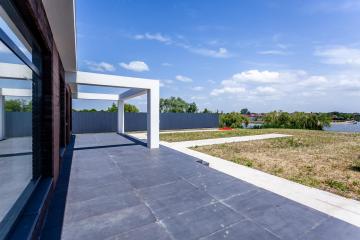 Фото №2: Дом 346 м² - Красносельское, ул. Кирова, 2