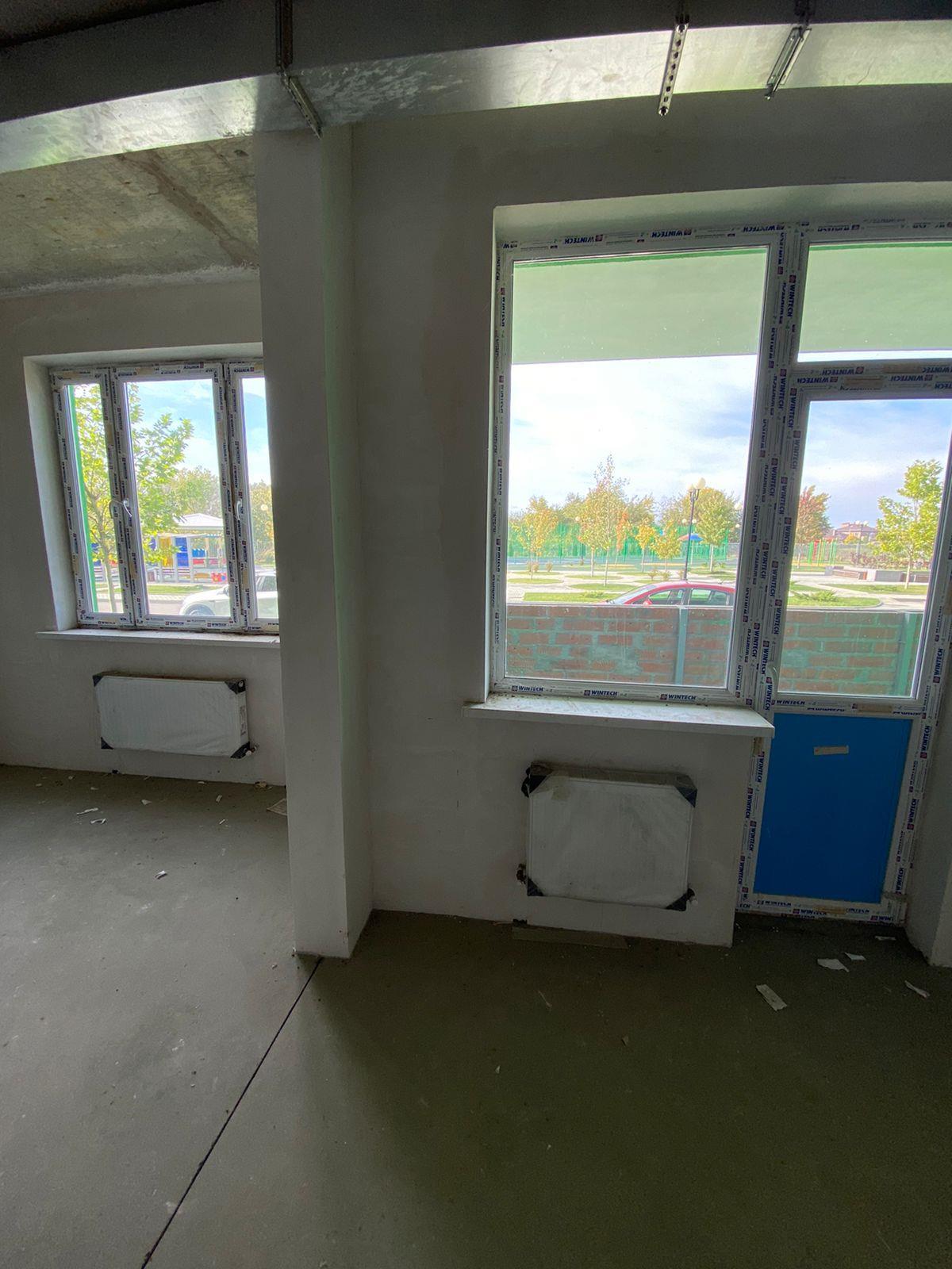 Фото №4: Коммерция 70 м² - Краснодар, Карасунский внутригородской округ, мкр. жилой комплекс Фреш, ул. имени Валерия Гассия, 4/7к1