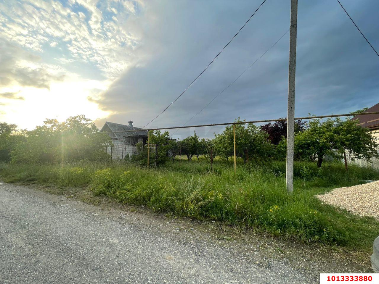 Фото №1: Земельный участок 28.95 сот. - Абадзехская, ул. Набережная, 75